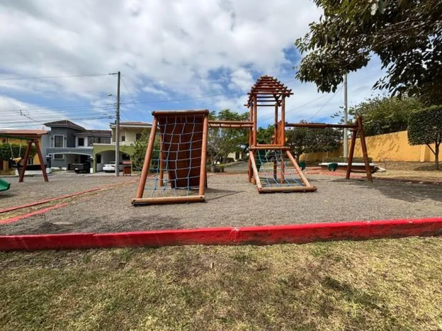 SE VENDE LOTE EN CONDOMINIO SAN PABLO HEREDIA - Venta en San Pablo, photo 11