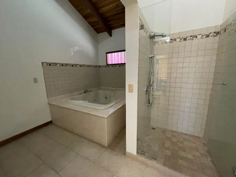 Casa en Venta en San Antonio, Escazú MLS #22-1461 CL - Venta en Escazú, photo 3