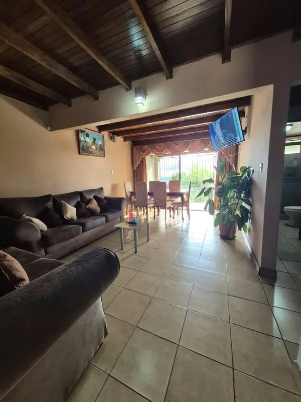 VENDO HERMOSA PROPIEDAD 2 niveles ubicada en San Josecito de San Rafael de Heredia, photo 15