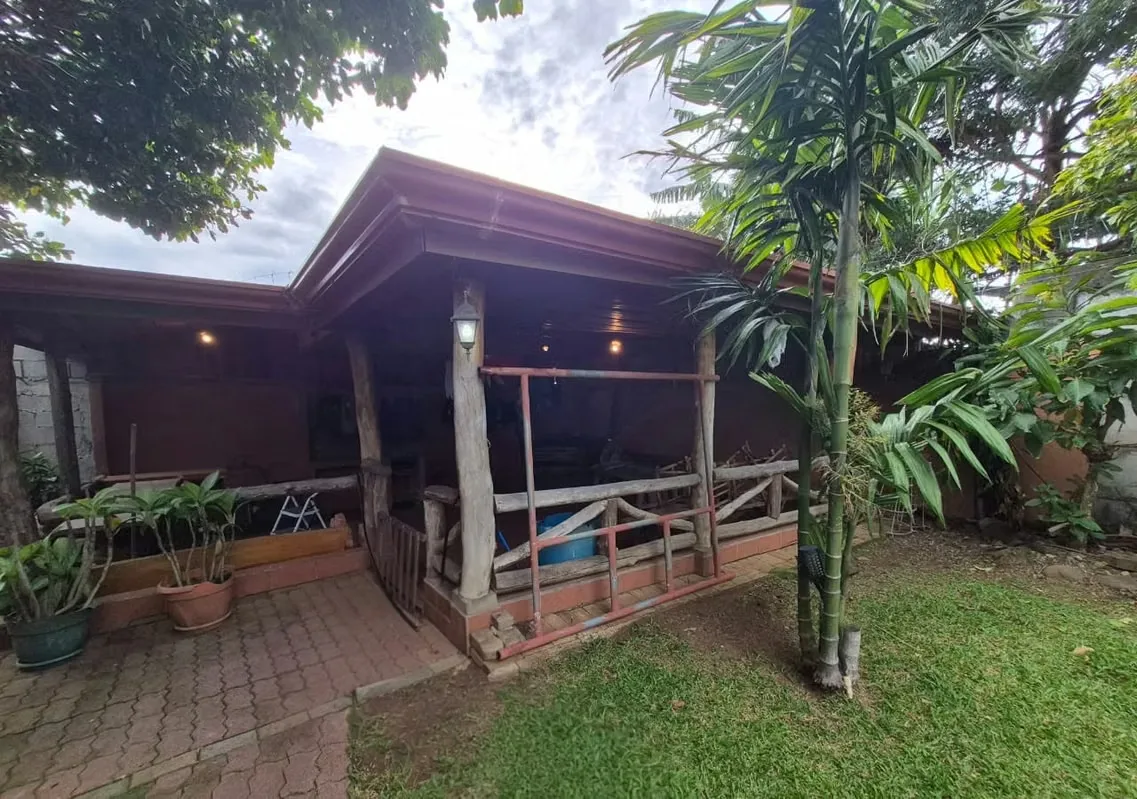 VENDO HERMOSA PROPIEDAD 2 niveles ubicada en San Josecito de San Rafael de Heredia, photo 5