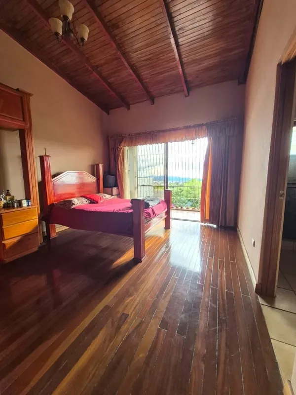 VENDO HERMOSA PROPIEDAD 2 niveles ubicada en San Josecito de San Rafael de Heredia, photo 7