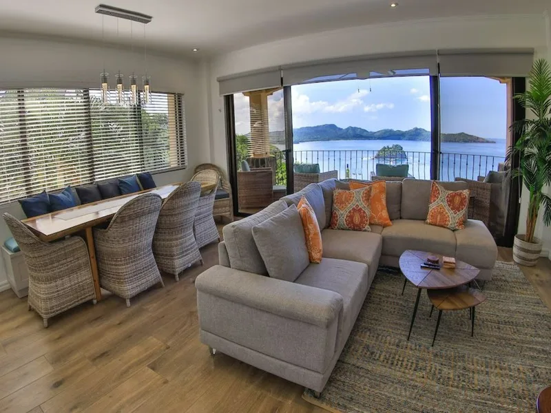 3 Bed Condo For Sale in Playa Flamingo, photo 5