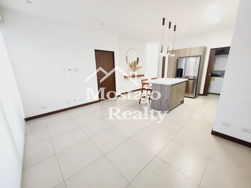 Alquiler apartamento Condominio Parques del Sol, Santa Ana