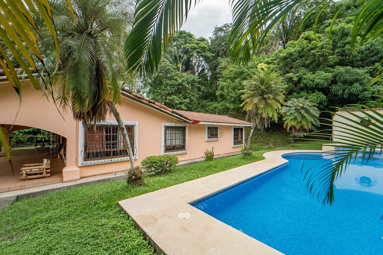 Casa Provincial - Hacienda-Style Home Near Playa Carrillo, photo 4