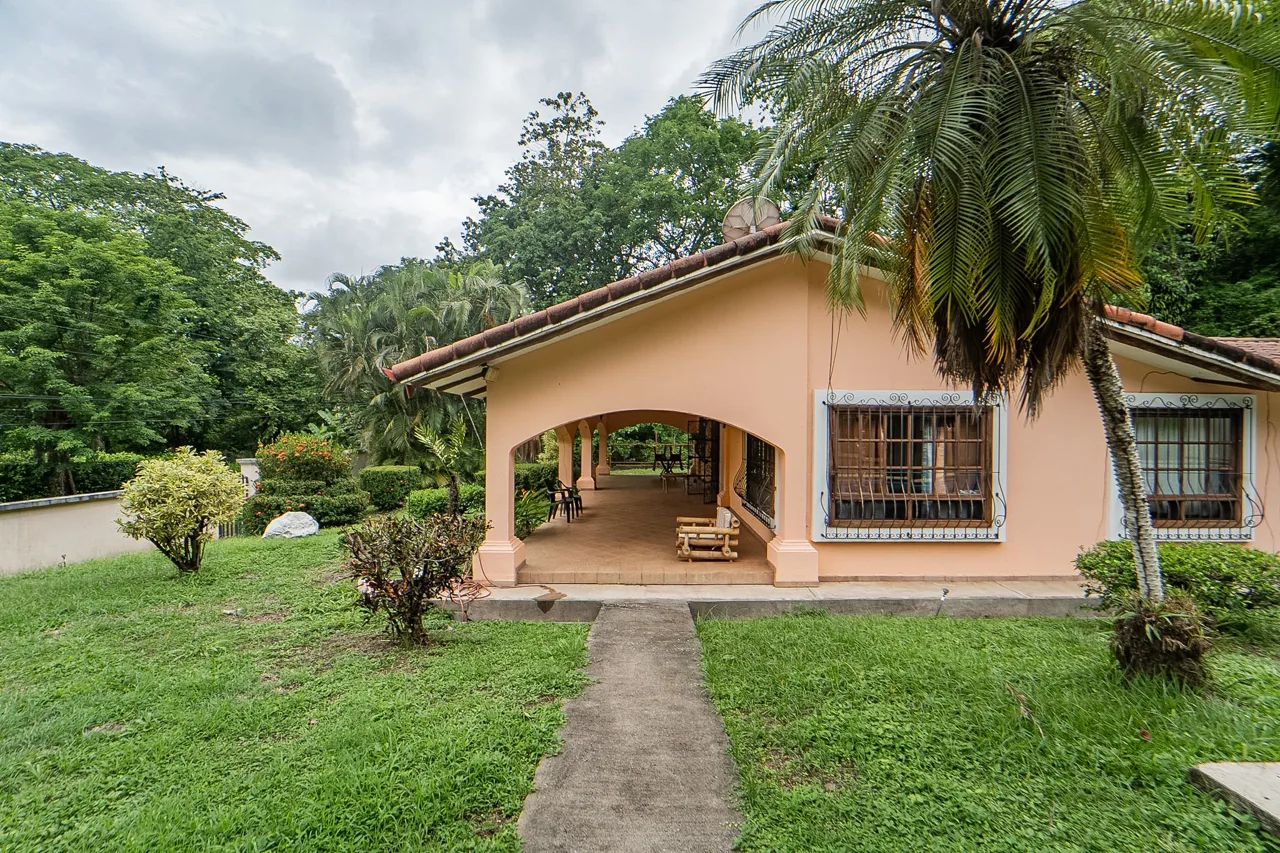 Casa Provincial - Hacienda-Style Home Near Playa Carrillo, photo 5