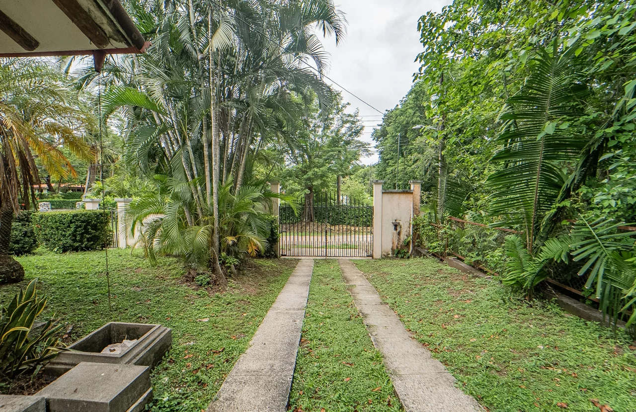 Casa Provincial - Hacienda-Style Home Near Playa Carrillo, photo 9
