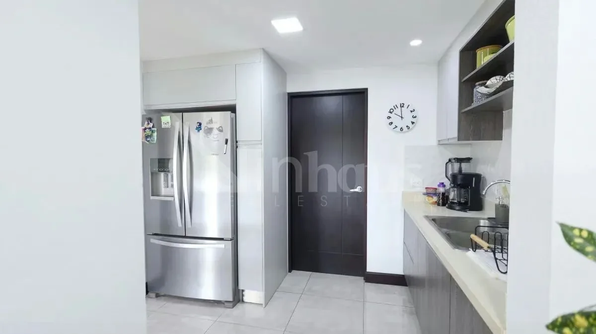 Descubra esta hermosa townhouse en venta, una propiedad excepcional ubicada en una prestigiosa zona de Granadilla, Curridabat, San José. Este hogar de 230 m² de construcción sobre un ..., photo 11