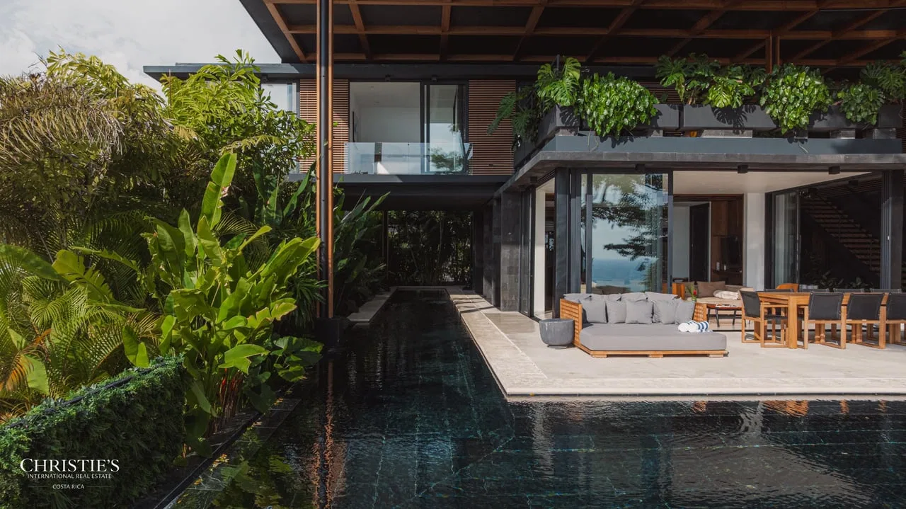Magna Pacific -Two Luxury Ocean View Villas
