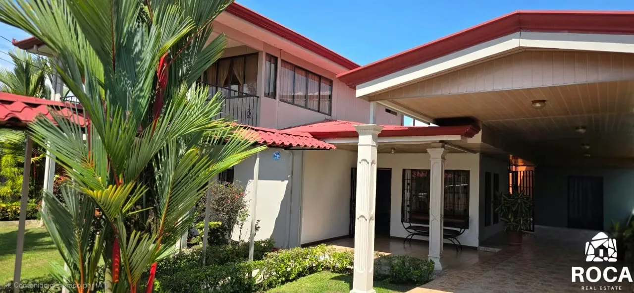 Beautiful House for Sale in Santa Cecilia de Pérez Zeledón, San José, Costa Rica