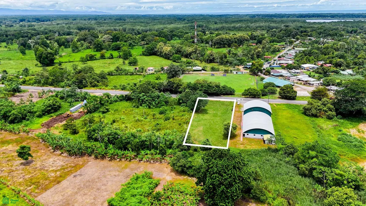 Terreno con frente a la carretera en venta en Coronado | Costa Ballena