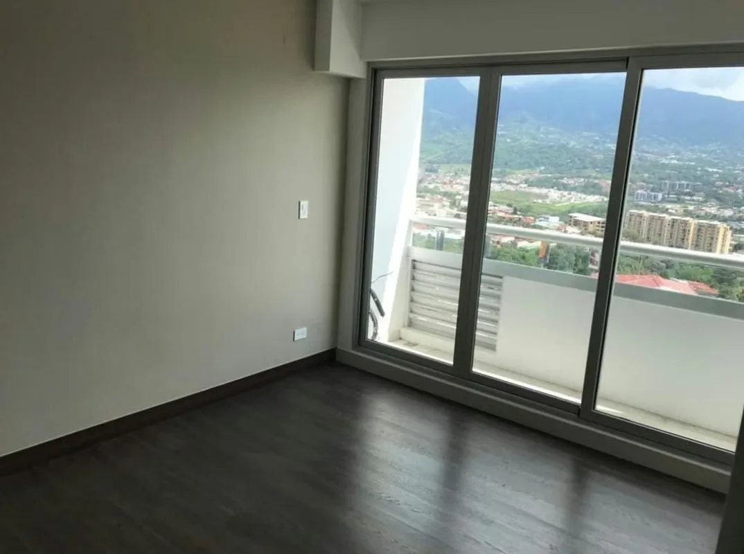 Ubicado en un piso alto, para deleitarse con las mejores vitas de la ciudad, amenidades inigualables y acabados ..., photo 10