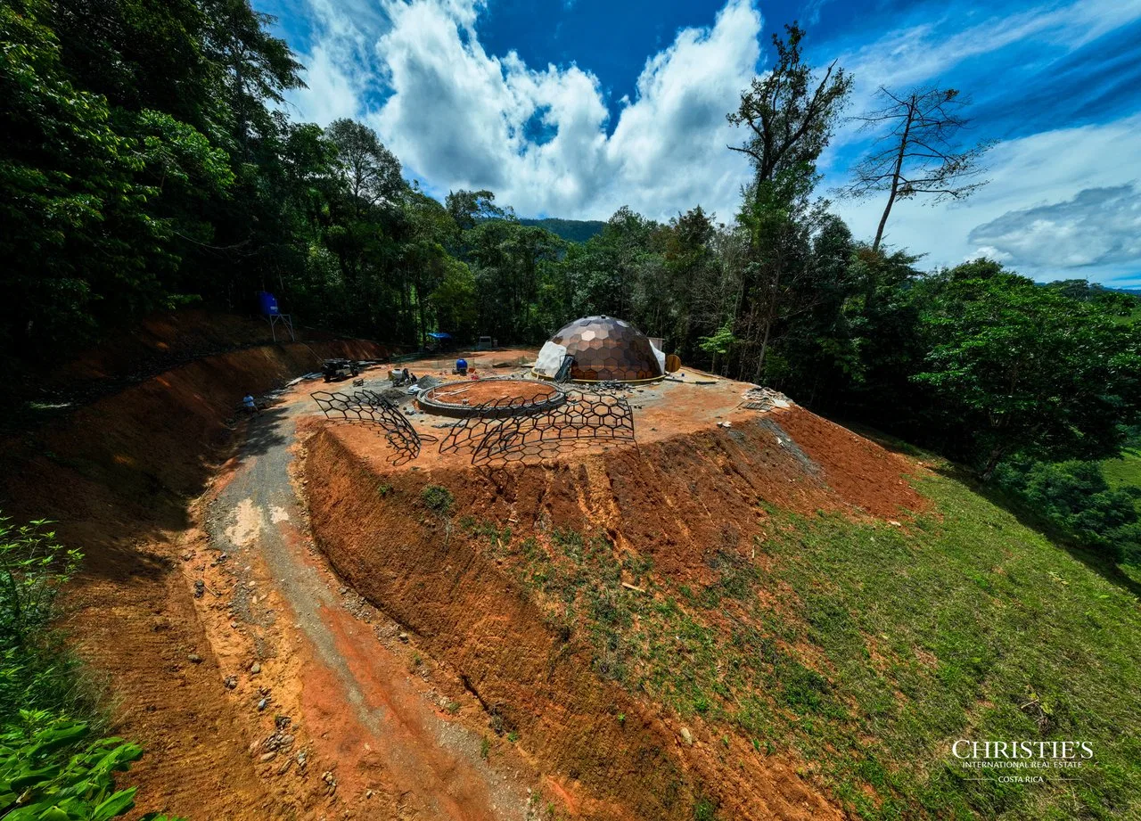 Sanctuary on Love’s Farm | 90ft Private Waterfall + Helipad | An Extraordinary 75-Acre Private Estate in Costa Rica’s South Pacific, photo 39