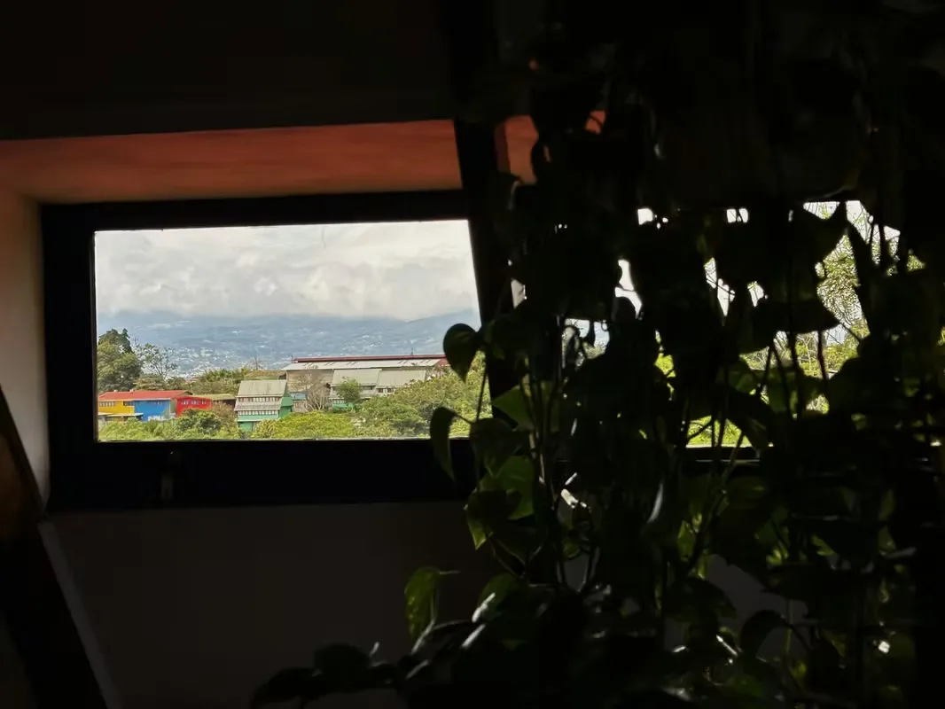 Un espacio único que combina el encanto de un apartamento tipo estudio con pisos de madera natural con una vista ..., photo 15