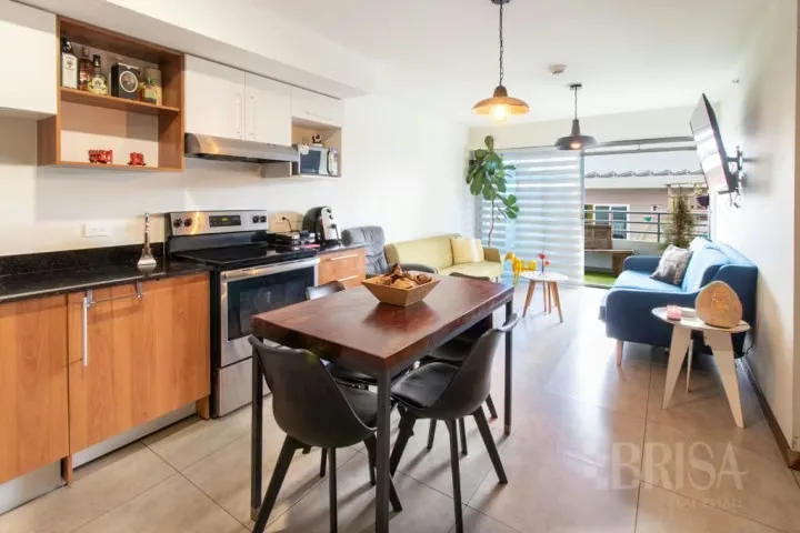 Apartment for sale in Los Yoses, San Pedro, one of the most sought-after areas in eastern San José, close to Barrio Escalante, universities, restaurants, and office centers.