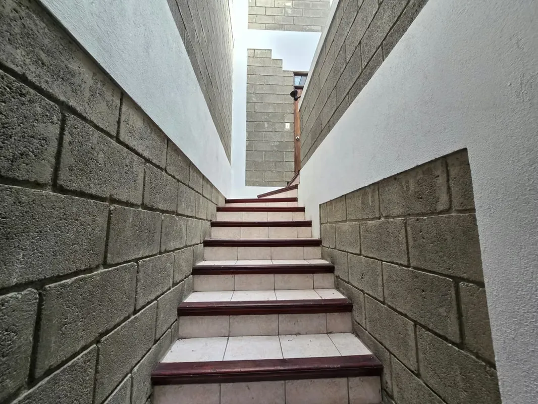 Esta propiedad es perfecta para inversionistas o empresas que buscan un espacio con excelente exposición, accesibilidad y ..., photo 5