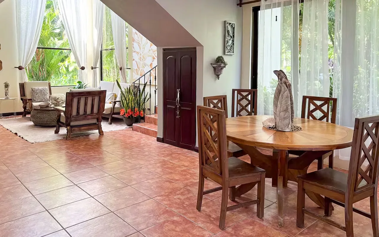 Discover the true meaning of coastal living in this exclusive, two-story detached residence, located in one of Jacó's most sought-after and secure gated communities. This magnificent ..., photo 4