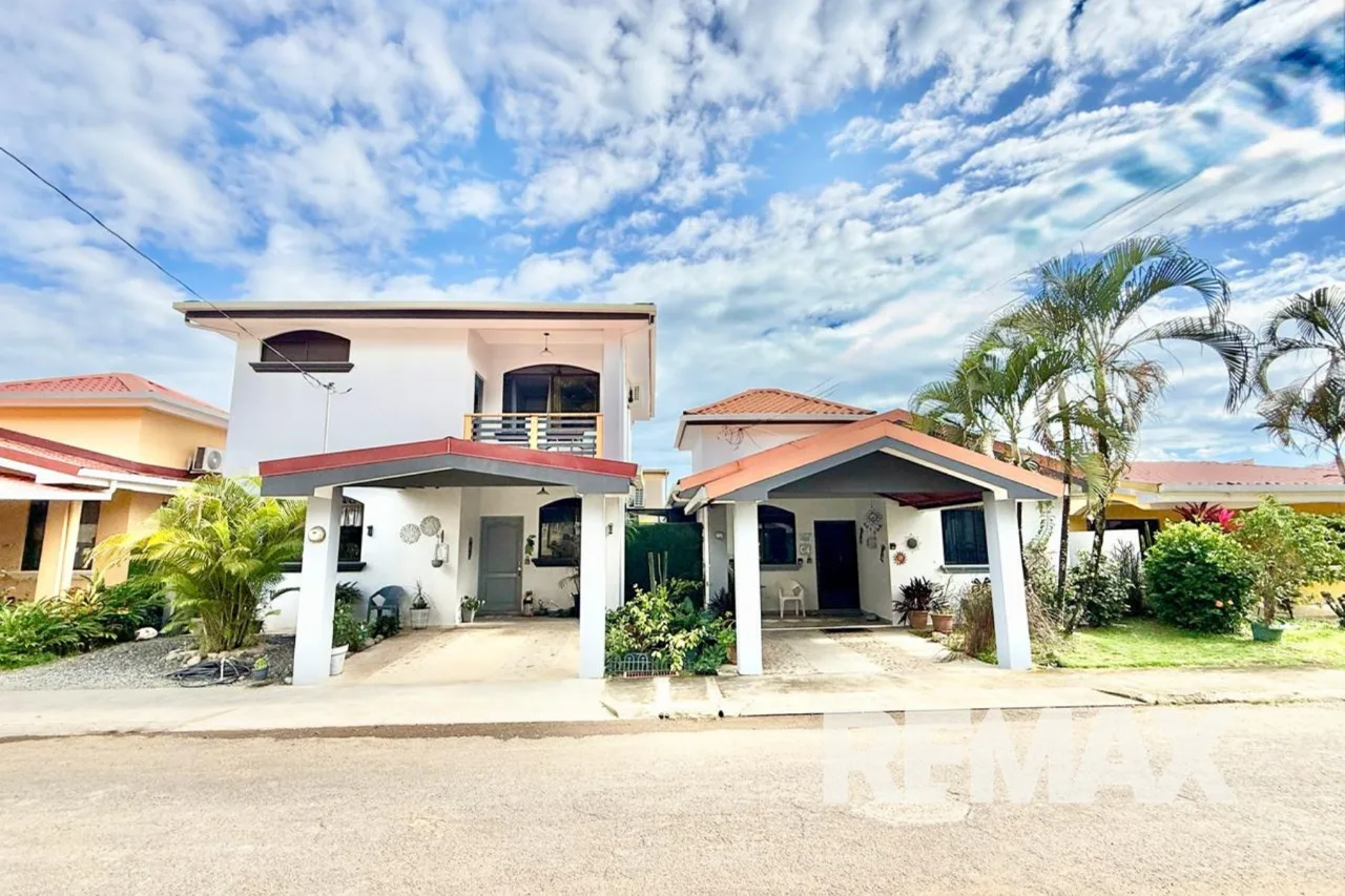 Tropical Paradise with Private Pool in Esterillos