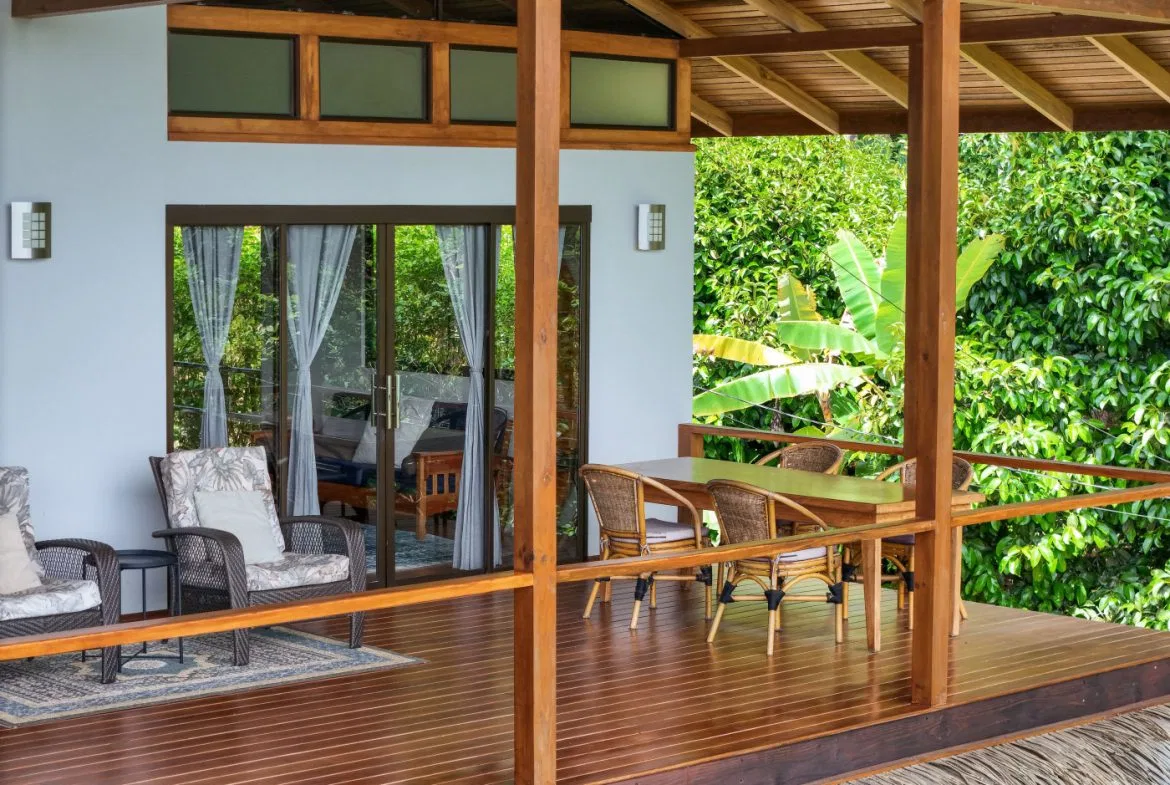 TROPICAL RETREAT IN PLATANILLO – OCEAN VIEW HOME PLUS APARTMENT IN ESTABLISHED COMMUNITY – 0.88 ACRES, photo 14
