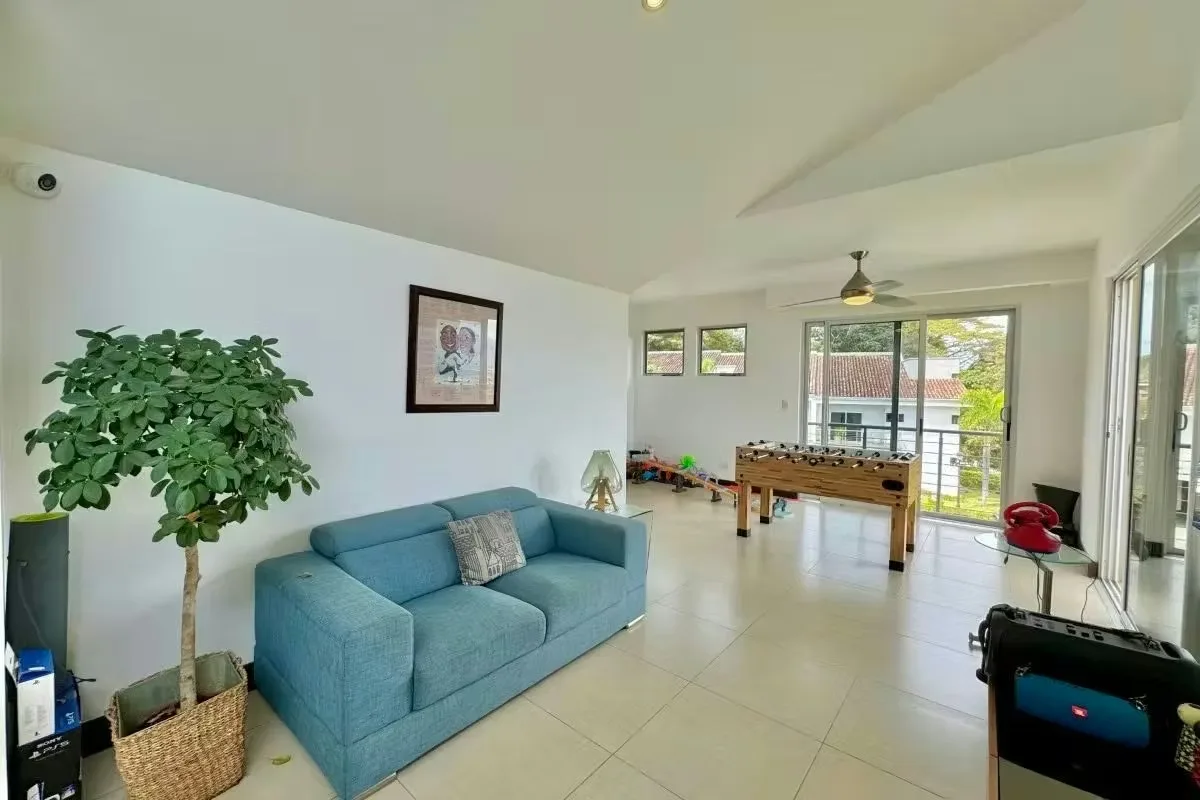 Descubra una casa diseñada para disfrutar diferentes ambientes en cada nivel, dentro del ..., photo 15