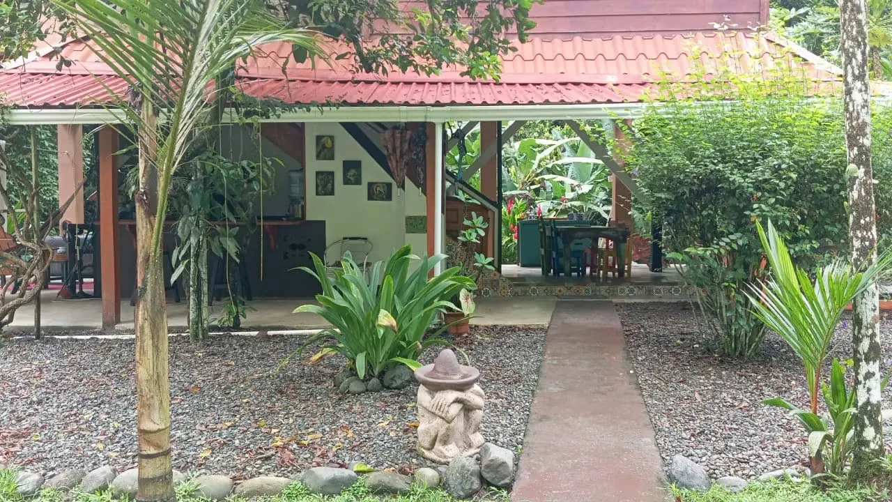 PROPERTY FOR SALE IN COCLES - MARGARITA STREET - CAHUITA - PUERTO VIEJO, photo 7