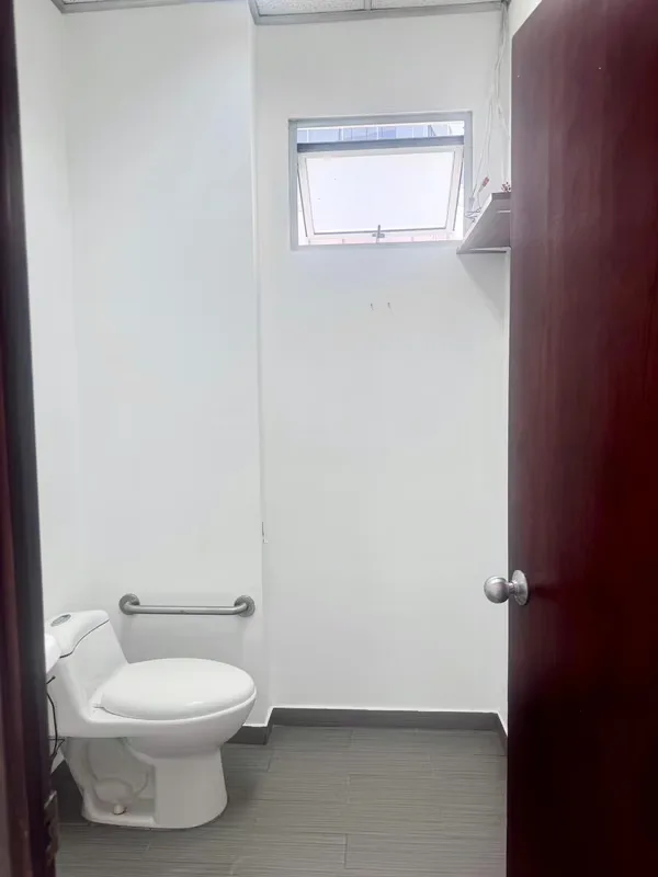 Oficentro La Virgen Office for Rent, photo 8