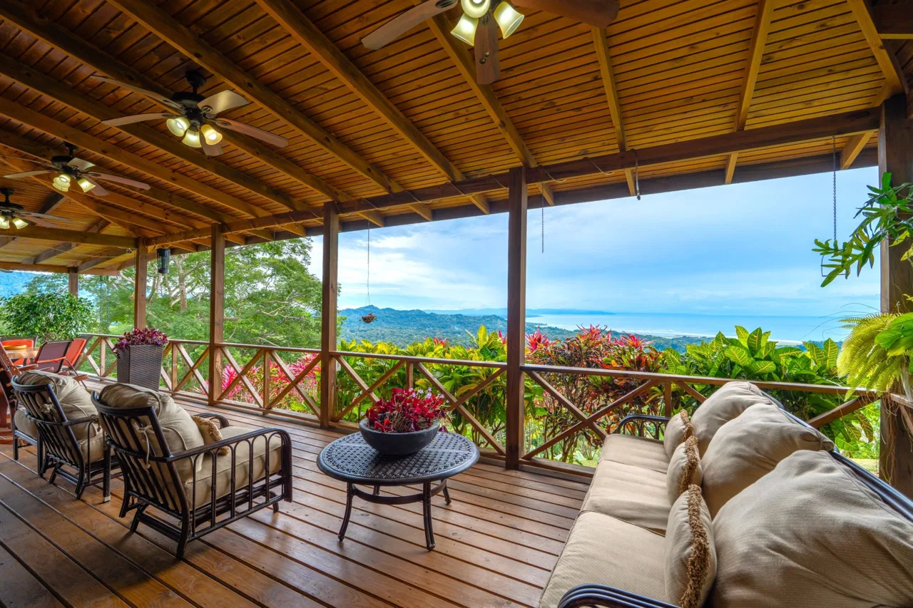 OCEAN VIEW HOME WITH TREE HOUSE VIBES, photo 15