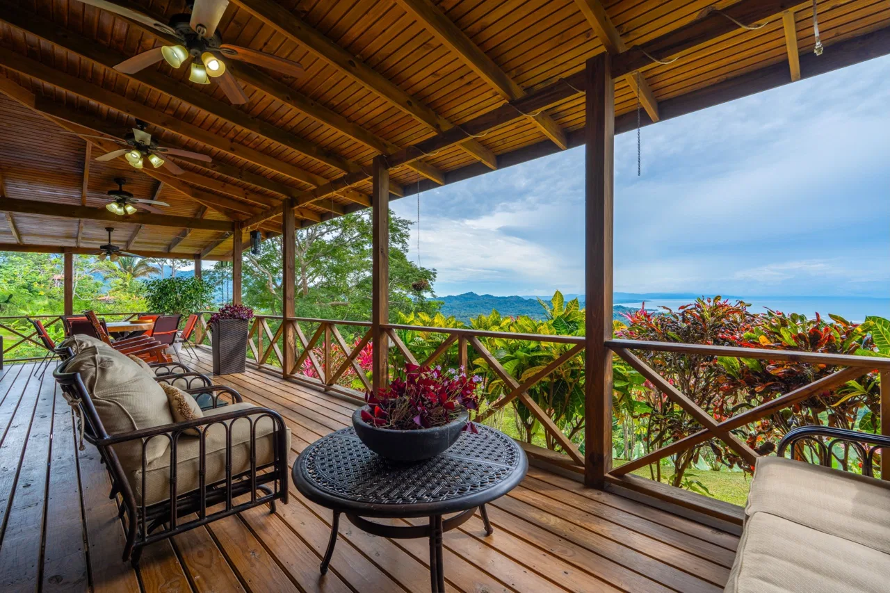 OCEAN VIEW HOME WITH TREE HOUSE VIBES, photo 21
