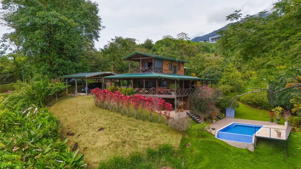 OCEAN VIEW HOME WITH TREE HOUSE VIBES, photo 5