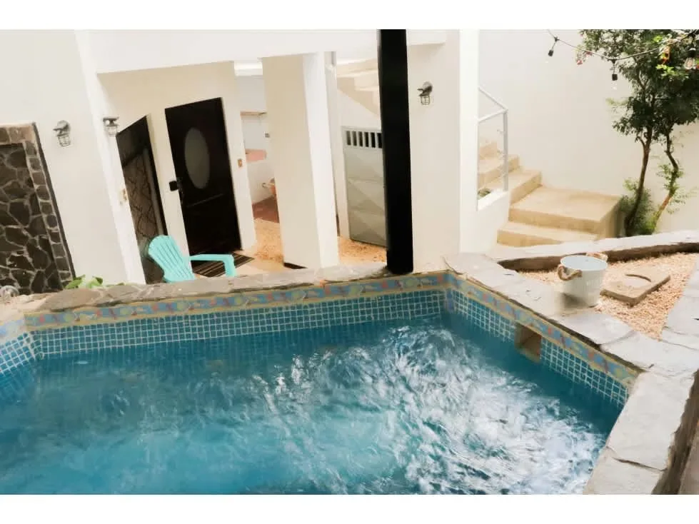 Modern 2-Bedroom Apartment for Rent – Near Tamarindo