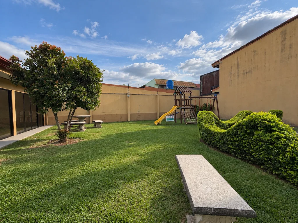 Hermosa Casa de 2 Plantas, Estilo Colonial en Condominio en San Juan de Tibás, photo 20