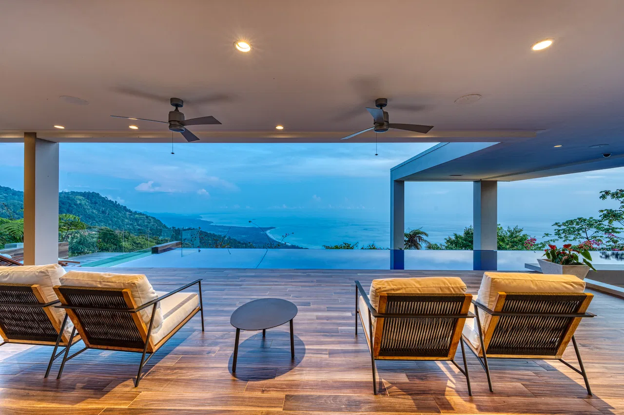 CHÂTEAU MONTAGE – LUXURY HOUSE, GUEST HOUSE, CARETAKER HOUSE AND AMAZING VIEWS IN GATED COMMUNITY, photo 15