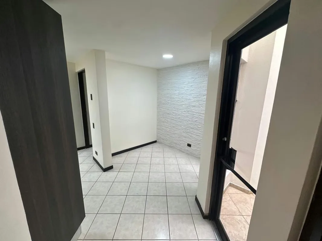 Venta de Casa Remodelada en Condominio Privado, Cerca del Country Club- Escazú, photo 14