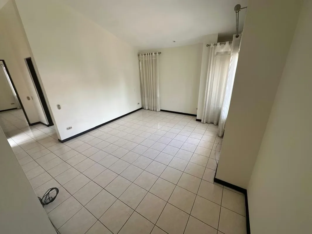 Venta de Casa Remodelada en Condominio Privado, Cerca del Country Club- Escazú, photo 5
