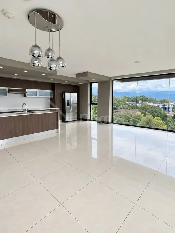 Apartamento en Alquiler en Golfside