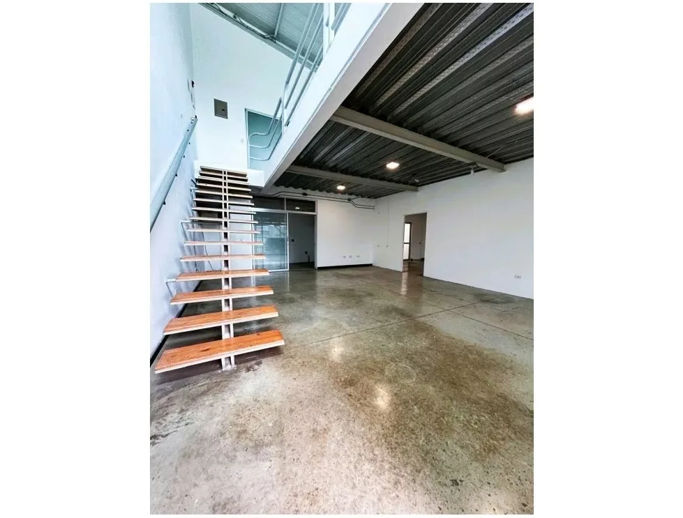 Building for Rent in Zapote