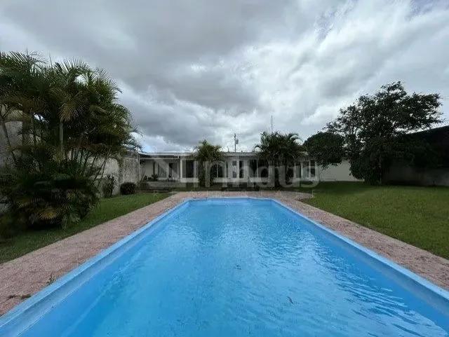 Alquiler de Casa Comercial o Residencial, única, de gran tamaño, excelente oportunidad. Esta casa tiene muchos espacios de gran tamaño, casa con piscina y amplias áreas verdes ..., photo 5