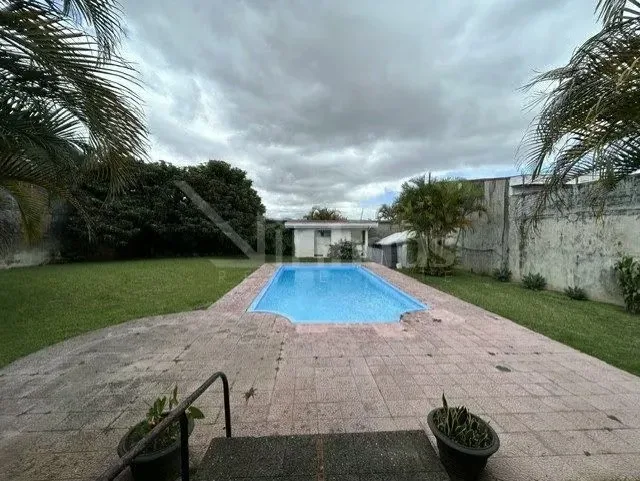 Alquiler de Casa Comercial o Residencial, única, de gran tamaño, excelente oportunidad. Esta casa tiene muchos espacios de gran tamaño, casa con piscina y amplias áreas verdes ..., photo 6