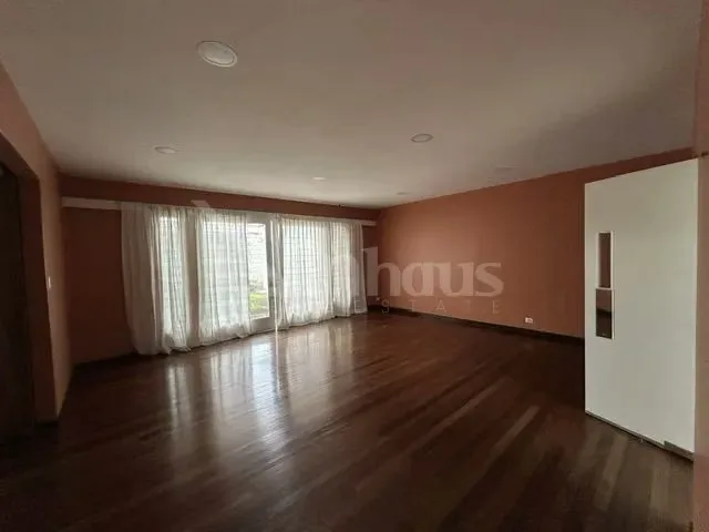 Alquiler de Casa Comercial o Residencial, única, de gran tamaño, excelente oportunidad. Esta casa tiene muchos espacios de gran tamaño, casa con piscina y amplias áreas verdes ..., photo 7