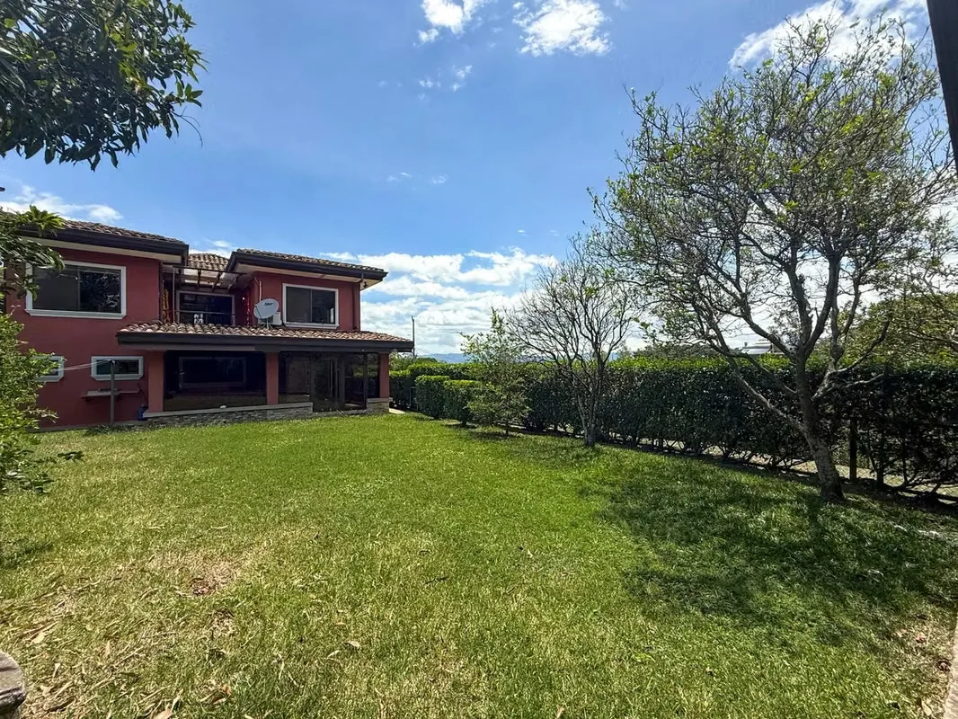 HOUSE FOR SALE IN LA GUÁCIMA WITH PRIVATE RANCH