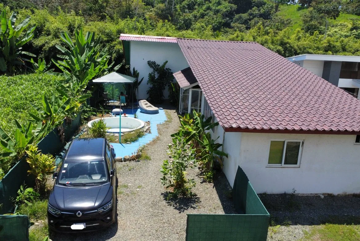 EXCEPTIONAL FIXER-UPPER OPPORTUNITY WITH RECENTLY BUILT 3-BR HOME NEAR THE BEACH – 0.09 ACRES, photo 2