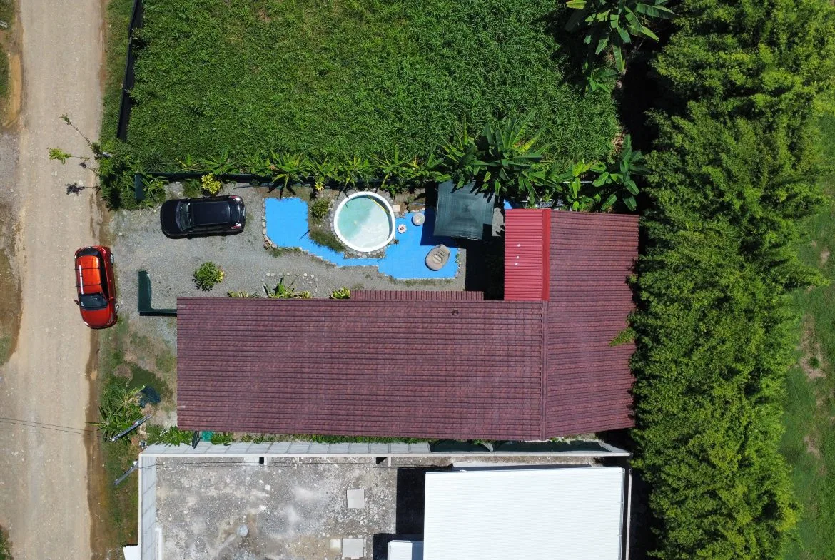 EXCEPTIONAL FIXER-UPPER OPPORTUNITY WITH RECENTLY BUILT 3-BR HOME NEAR THE BEACH – 0.09 ACRES, photo 4