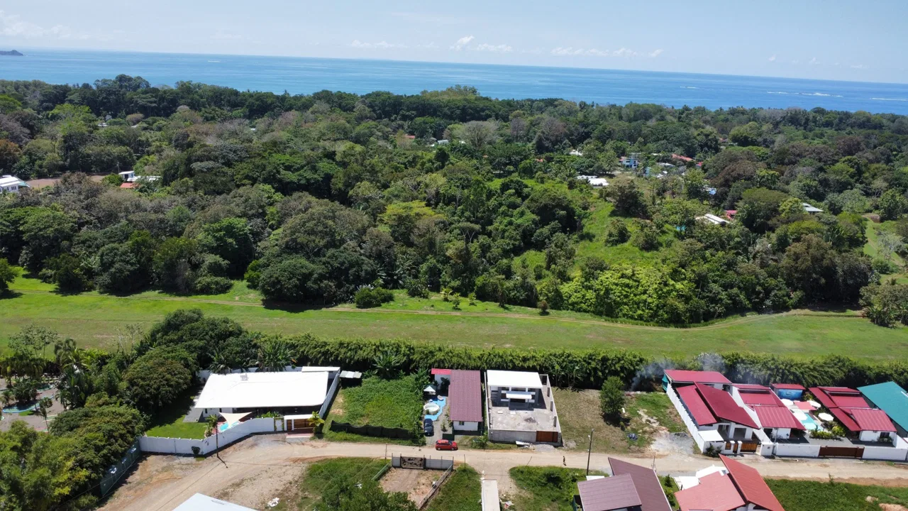 EXCEPTIONAL FIXER-UPPER OPPORTUNITY WITH RECENTLY BUILT 3-BR HOME NEAR THE BEACH – 0.09 ACRES, photo 9