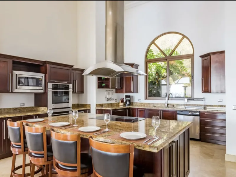 7 Bed Single Family Homes For Sale in Jaco, photo 14