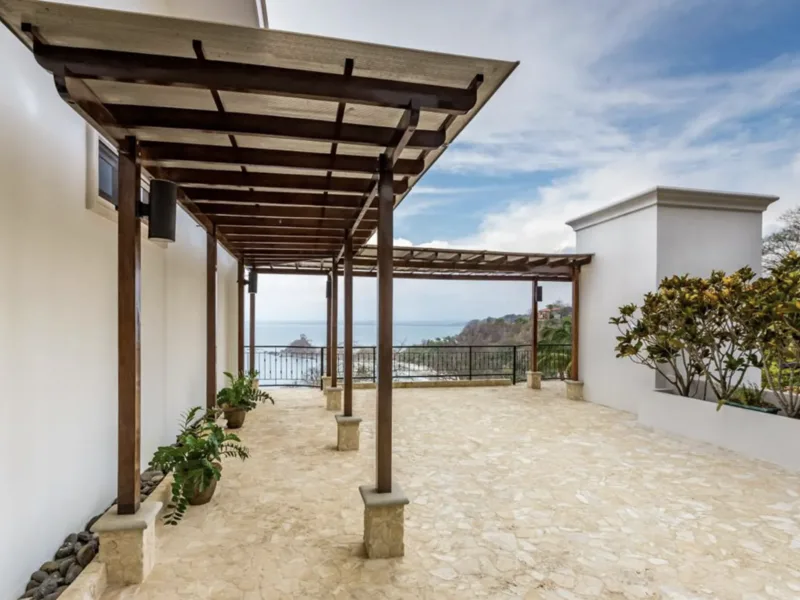 7 Bed Single Family Homes For Sale in Jaco, photo 6