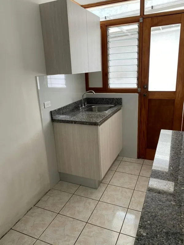 The quiet and convenient space for RENT near by Hospital Mexico La Uruca, photo 4