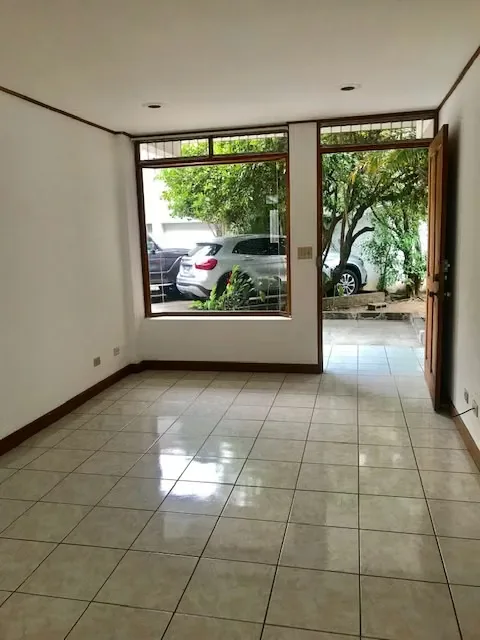 The quiet and convenient space for RENT near by Hospital Mexico La Uruca, photo 5