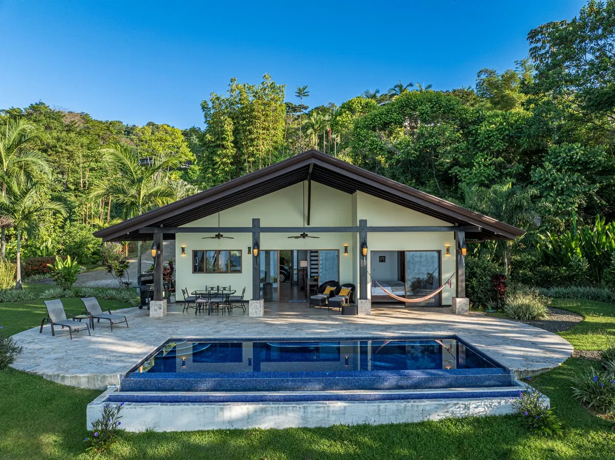 PROPERTY WITH TWO BEDROOM IN A GATED COMMUNITY, IN ESCALERAS COSTA VERDE – 2 ACRES