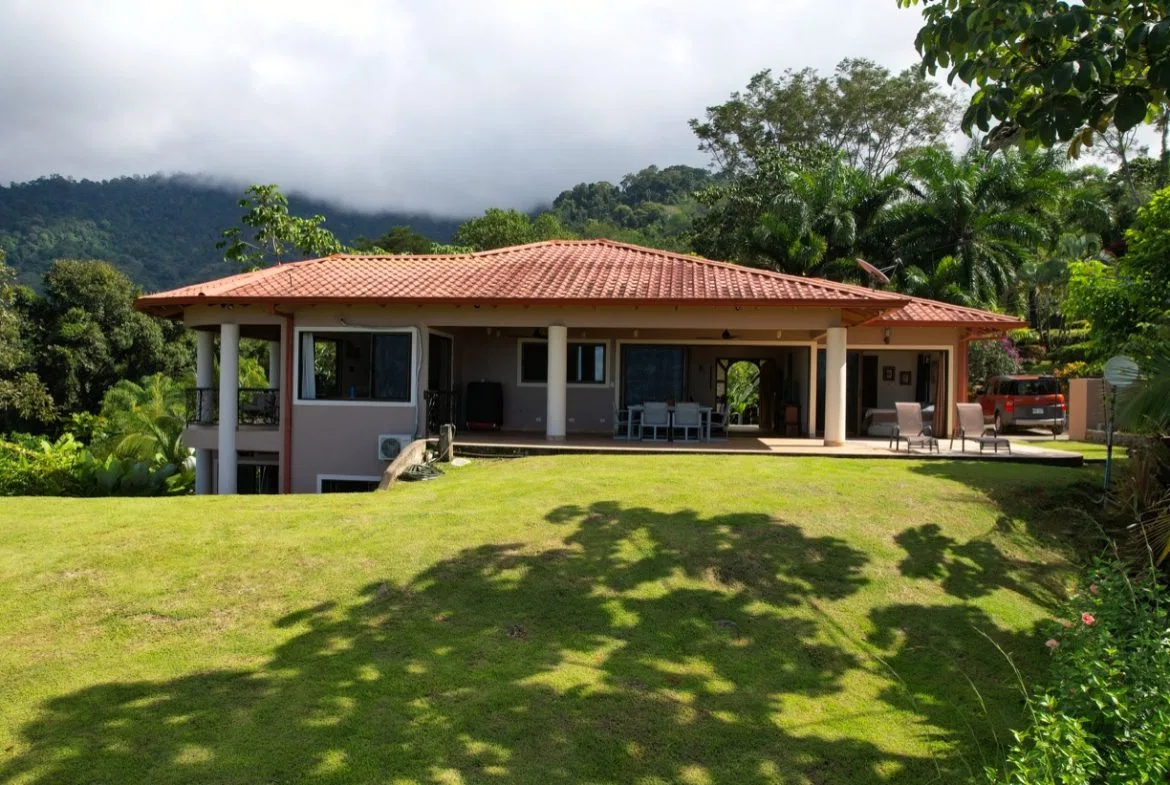 PROPERTY WITH FIVE BEDROOM IN OJOCHAL WITH SUNSET VIEWS – 0.65 ACRES, photo 2