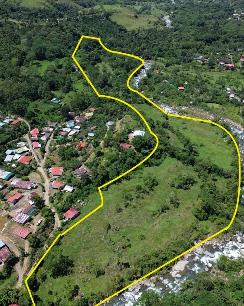 VENTA DE FINCA DE 10.9 HA FRENTE AL RIO EN VALLE DEL CHIRRIPO, SAN FRANCISCO DE RIVAS, PEREZ ZELEDON - Venta en Pérez Zeledón