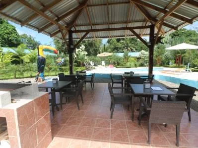 New Caribe Point Hotel / Steps to the beach, photo 8